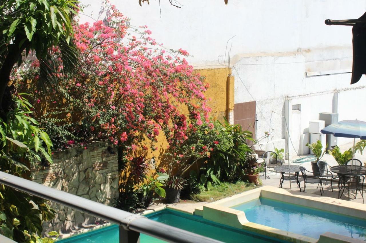 Hotel Vina Del Mar Ласаро-Карденас Экстерьер фото